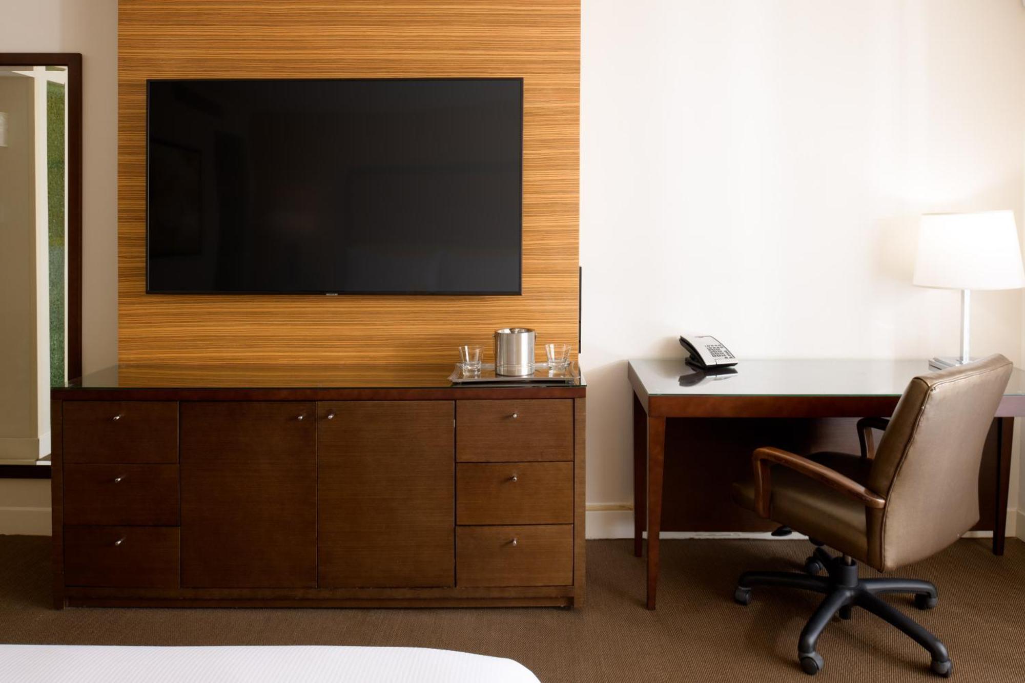 ฮิลตัน ไวกีกิ บีช Hotel โฮโนลูลู ห้อง รูปภาพ